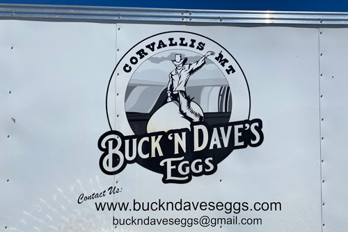 Buck 'N Dave's trailer logo